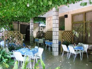 Miranda Koper - Simboli�na slika postre�be
